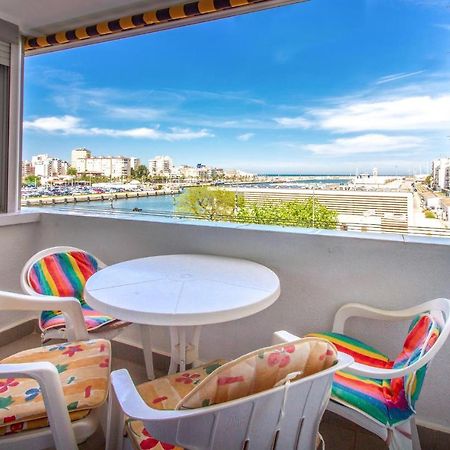 Stunning Apartment In Gandia With Kitchen Eksteriør billede