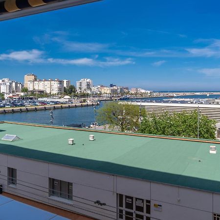 Stunning Apartment In Gandia With Kitchen Eksteriør billede